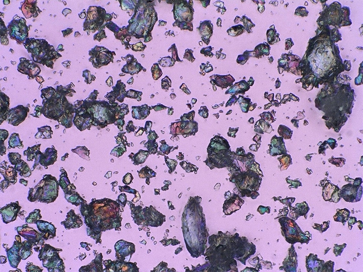 Medición y análisis automáticos de las formas de las partículas utilizando el Microscopio Digital 4K Serie VHX